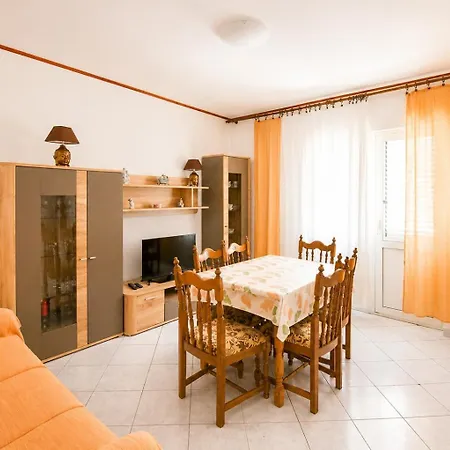Apartment Andelo I Ruzica Mundanije