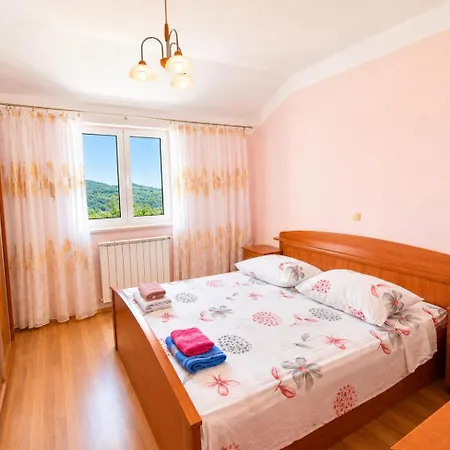 Andelo I Ruzica Apartment *