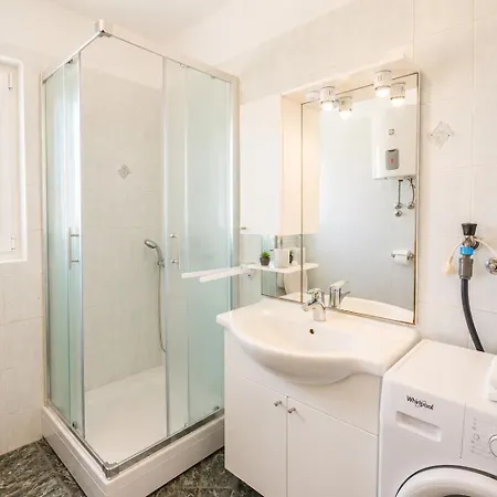 Andelo I Ruzica Apartment *