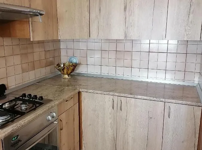 Andelo I Ruzica * Mundanije