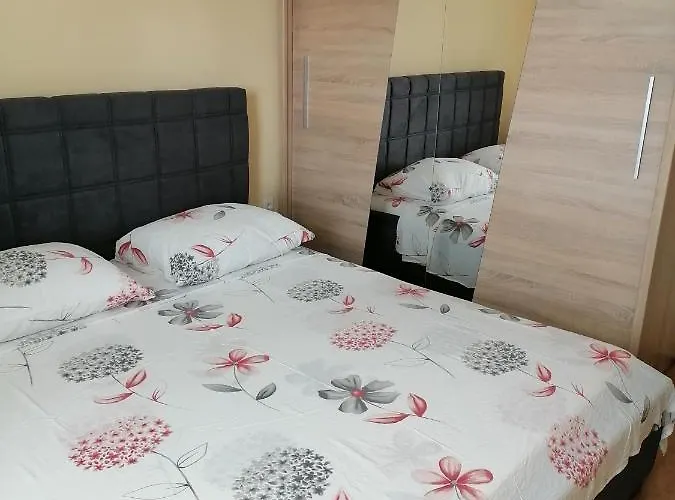 Andelo I Ruzica Apartment *