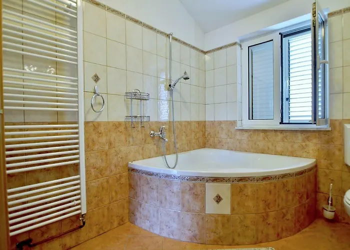 Apartment Andelo I Ruzica Mundanije