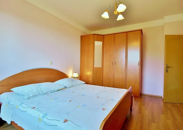 Andelo I Ruzica Apartment