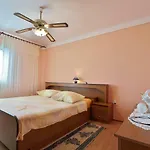 Andelo I Ruzica Apartamento